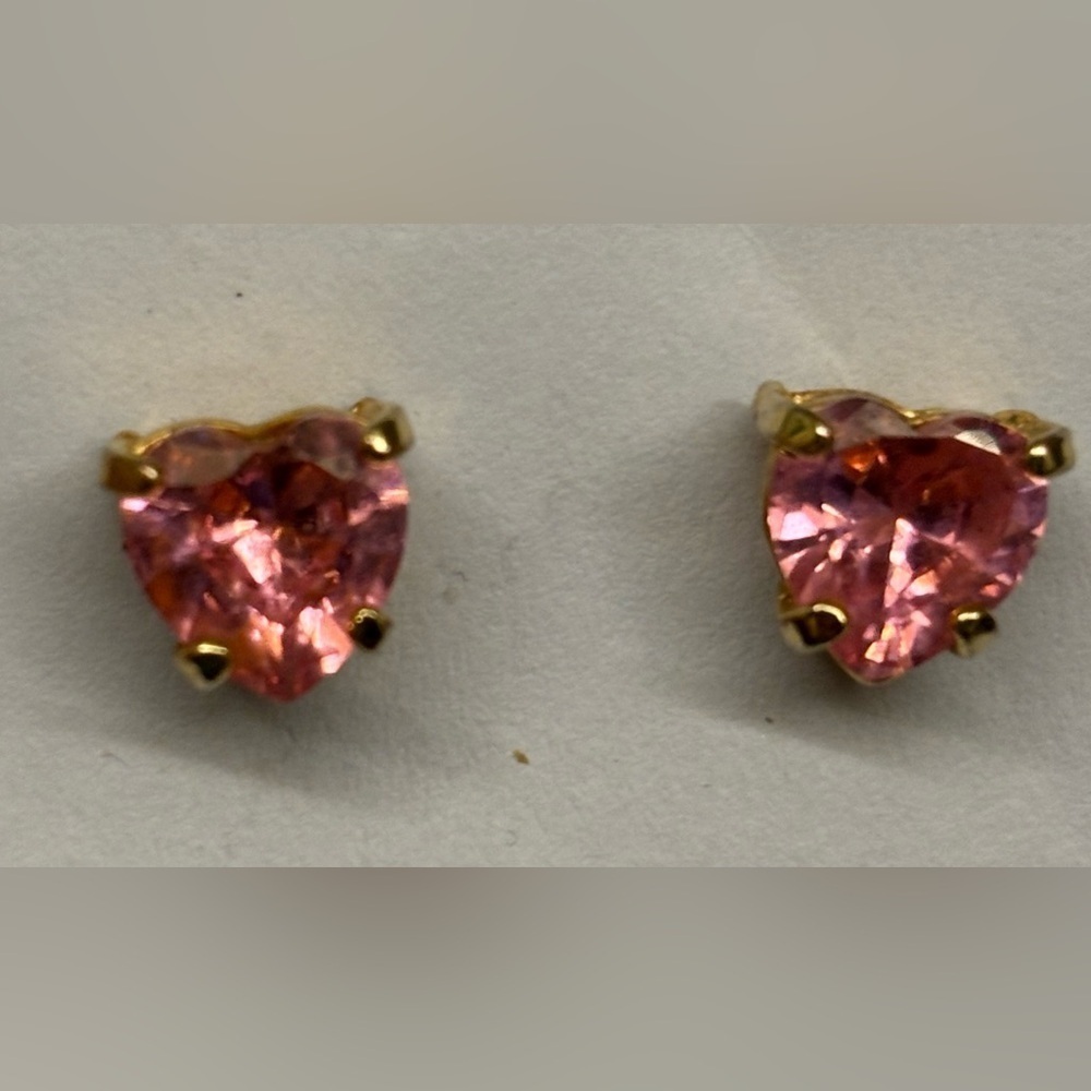 Gold based pink stone heart earrings pierced